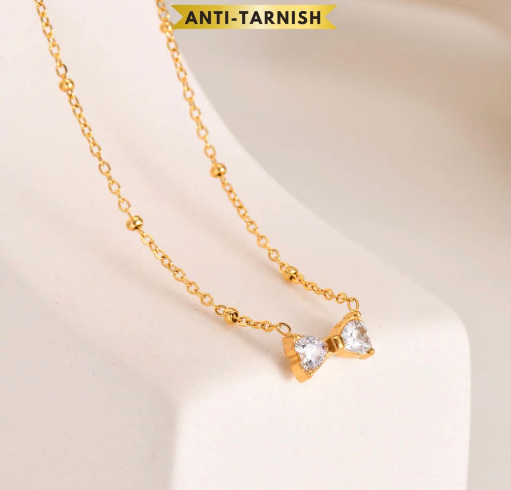 MINIMAL BOW BEADED NECKLACE