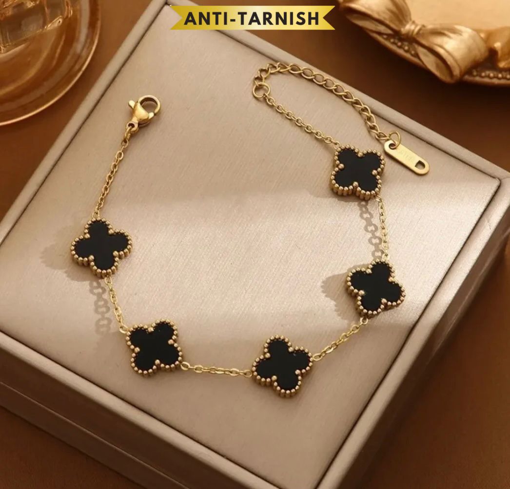 BLACK LUCKY CLOVER BRACELET