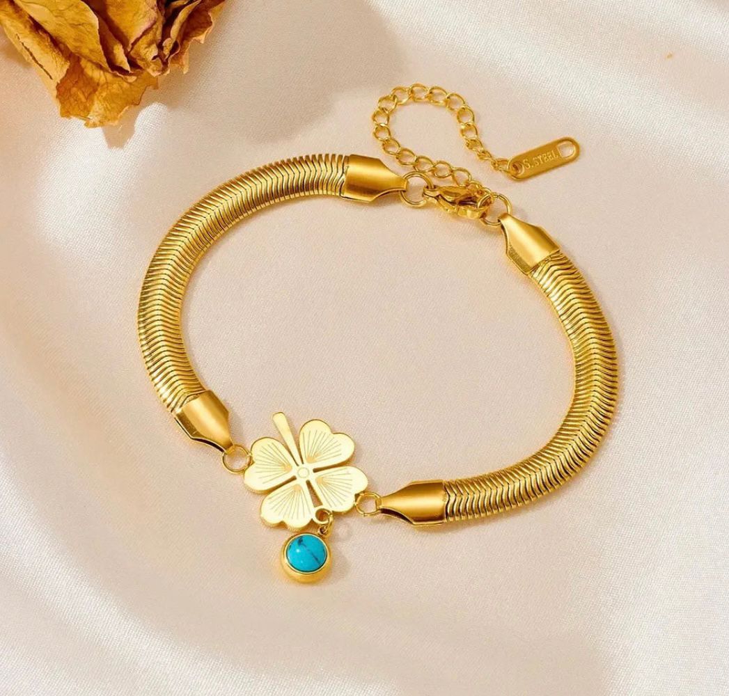 EVIL'S EYE LEAF CHARM SNAKE CHAIN BRACELET