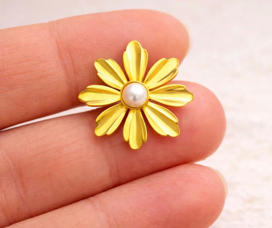 ANTI - TARNISH GOLD FLORAL NECKLACE &amp; EARRINGS SET